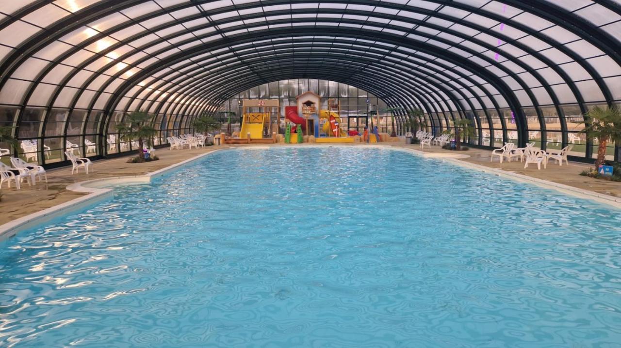 Vechtdalchalet De Berk, 5 Sterrenpark Capfun Stoetenslagh Rheezerveen 外观 照片