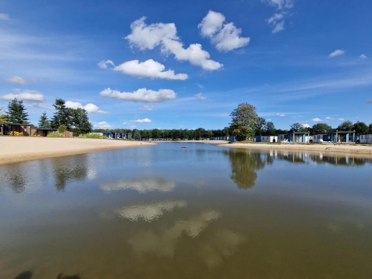 Vechtdalchalet De Berk, 5 Sterrenpark Capfun Stoetenslagh Rheezerveen 外观 照片