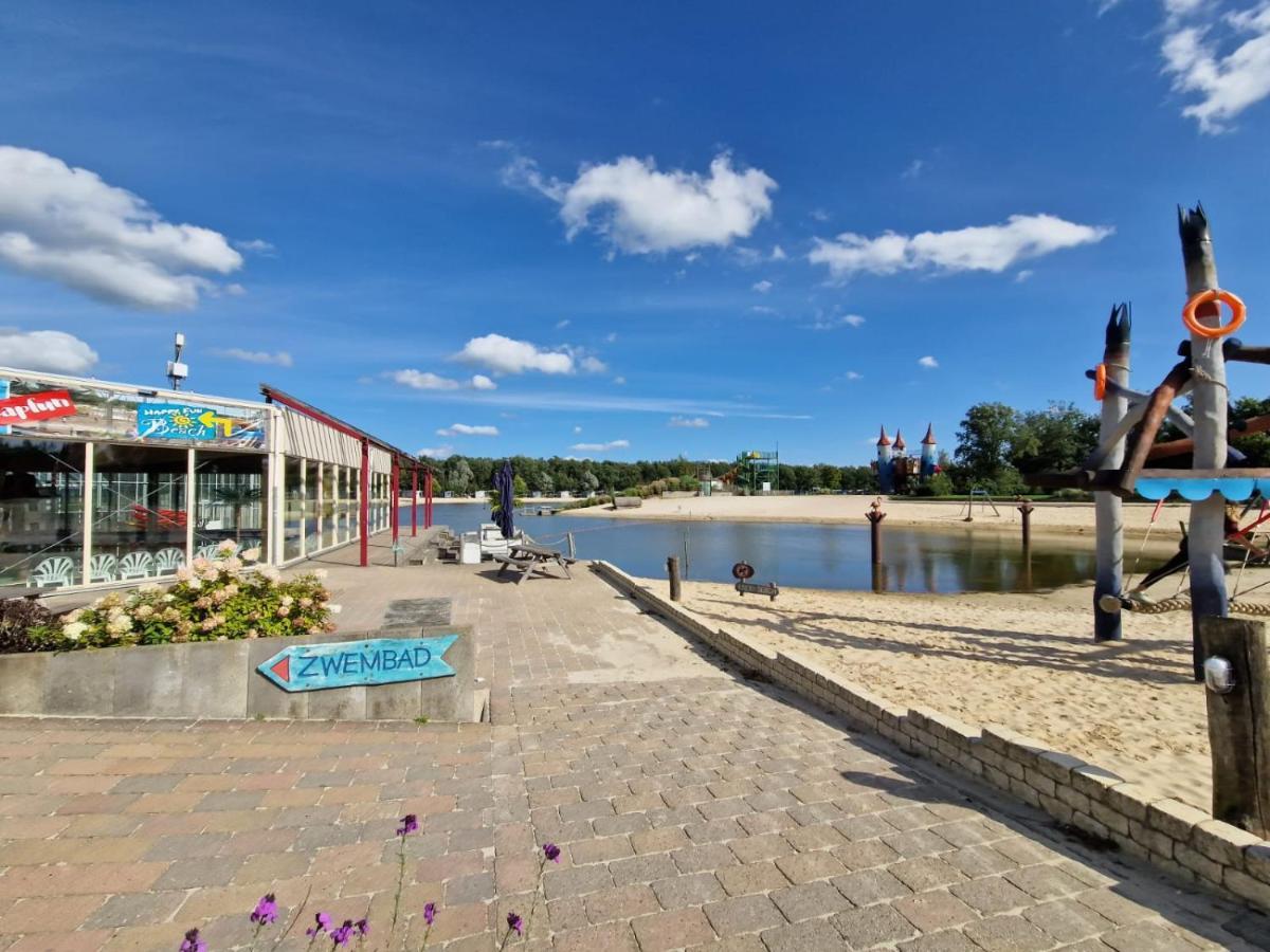 Vechtdalchalet De Berk, 5 Sterrenpark Capfun Stoetenslagh Rheezerveen 外观 照片
