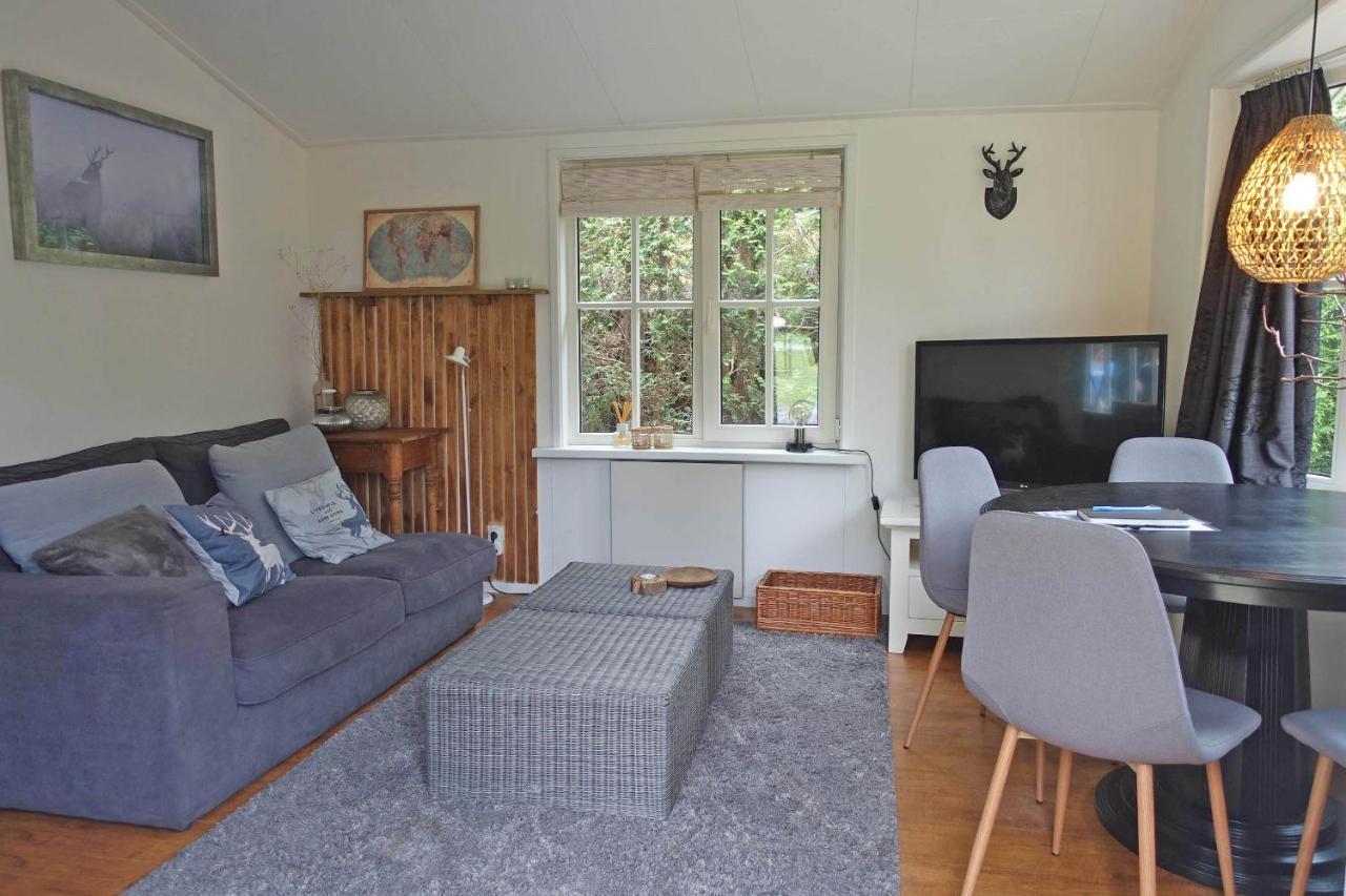 Vechtdalchalet De Berk, 5 Sterrenpark Capfun Stoetenslagh Rheezerveen 外观 照片